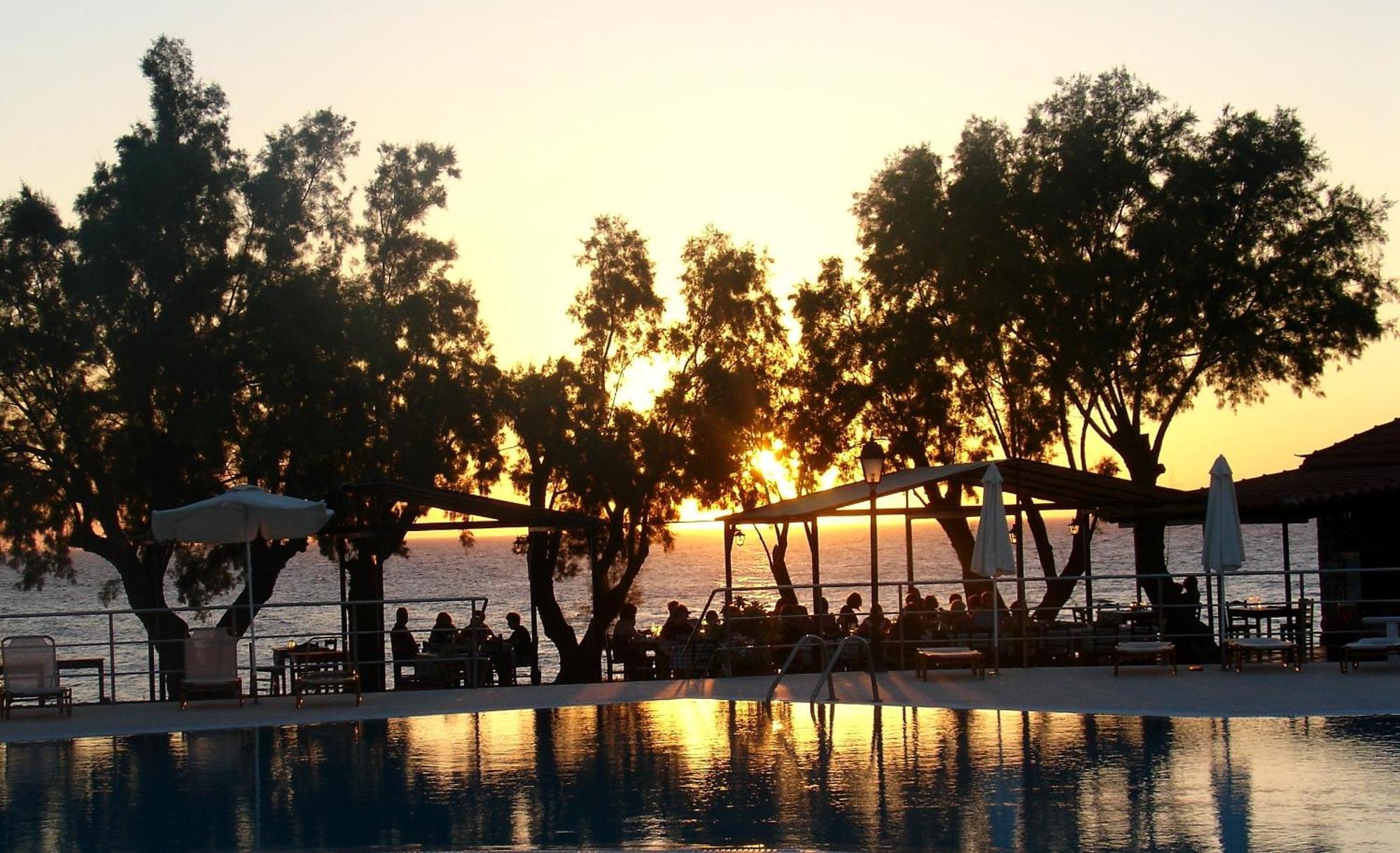 Aphrodite Hotel Mithimna Exterior foto